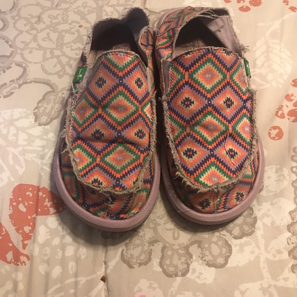 Sanuks